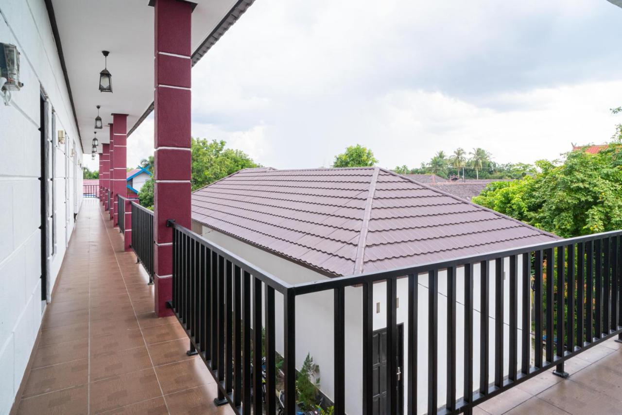 Reddoorz @ Wisma Pangrango Palangkaraya Kültér fotó